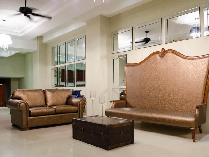 Public Area 2, Ritz Hotel Angeles, Mabalacat