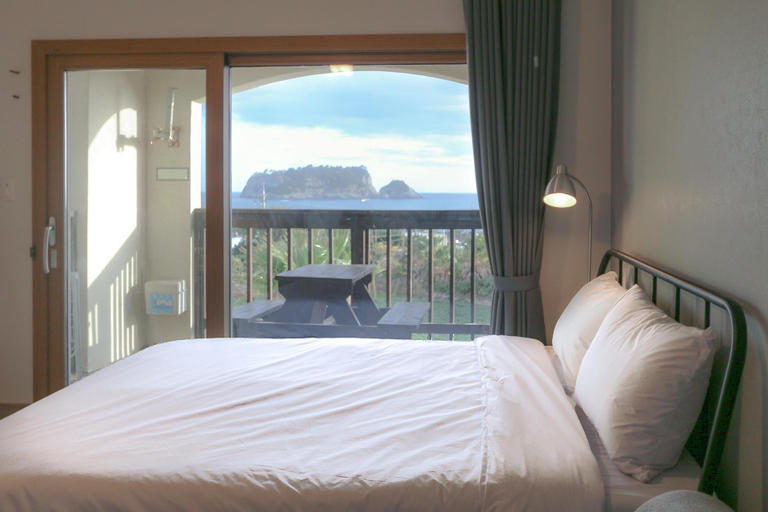 Bedroom 1, Oceantree House, Seogwipo