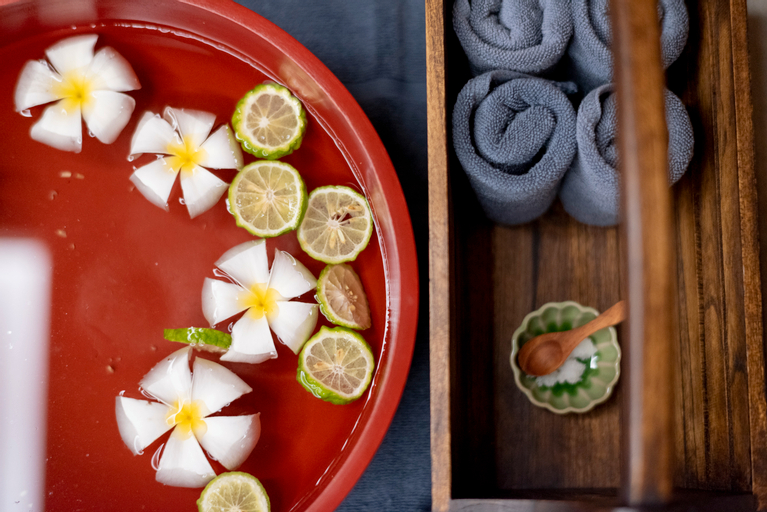 Food & Drinks 11