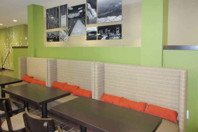 Public Area 3, Sleep Inn Suites Gallatin, Sumner