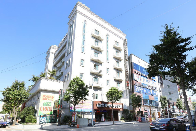 Exterior & Views 2, Empire Tourist Hotel, Jangseong