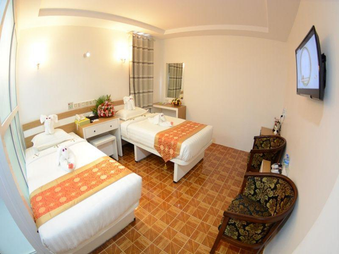 Bedroom 2, Kaung Myint Hotel, Mandalay