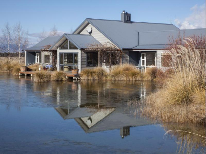 Exterior & Views 3, Matuka Luxury Lodge, Mackenzie