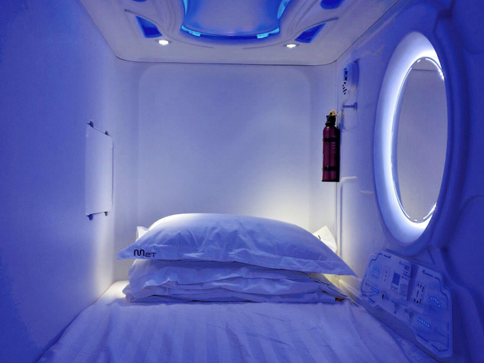Bathroom 3, MET A Space Pod @ Chinatown (permanently closed), Singapore