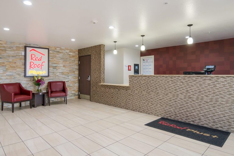 Public Area 2, Red Roof Inn PLUS+ Fort Worth - Burleson, Fort Worth