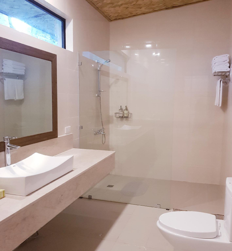 Bathroom, Casitas de Victoria, Nasugbu