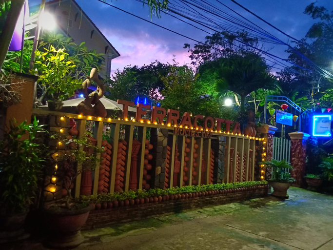 Exterior & Views 2, Terra Cotta Homestay And Hostel, Da Nang