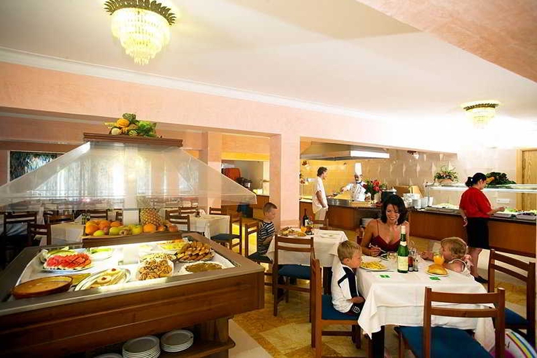 Food & Drinks, Heritage Llum Portocolom, Baleares