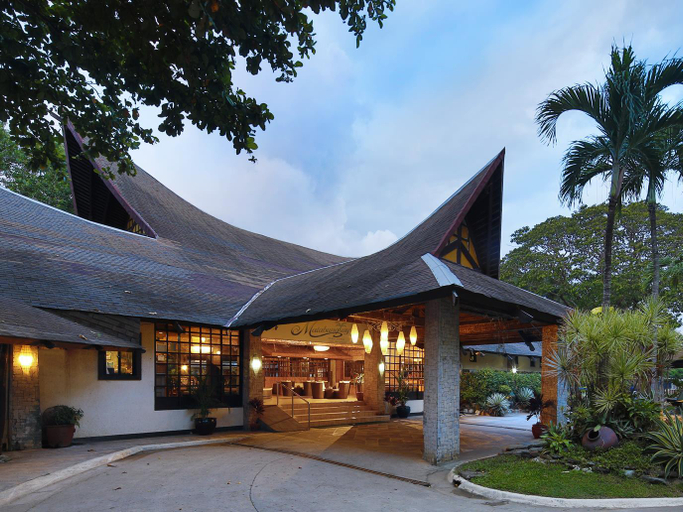 Exterior & Views 2, Matabungkay Beach Resort and Hotel, Lian