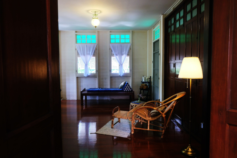 24 Samsen Heritage House, Dusit