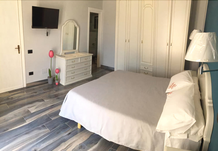 Bedroom 2, B&B Ponza Suite, Latina