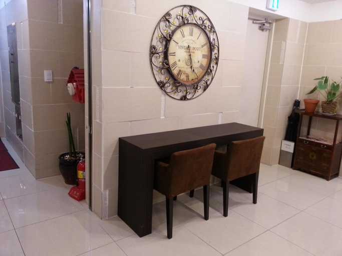 Public Area 2, Mizo Hotel, Jung