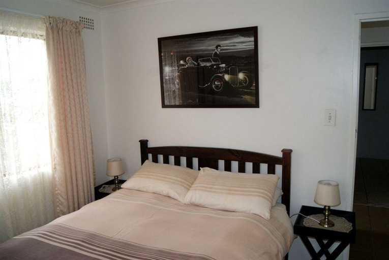Bedroom 2, Serengeti Self Catering Apartments, City of Cape Town