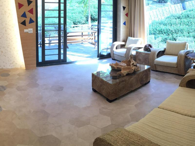 Public Area 2, Applause In The Mountain, Chiayi County