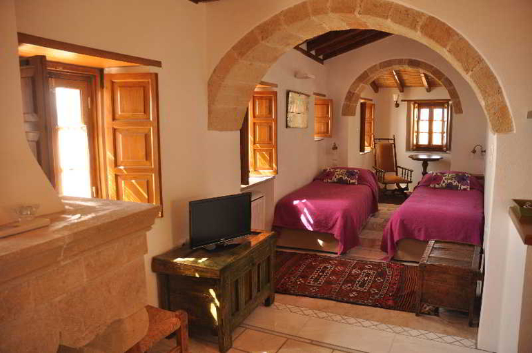 Public Area 2, Malvasia, Peloponnese
