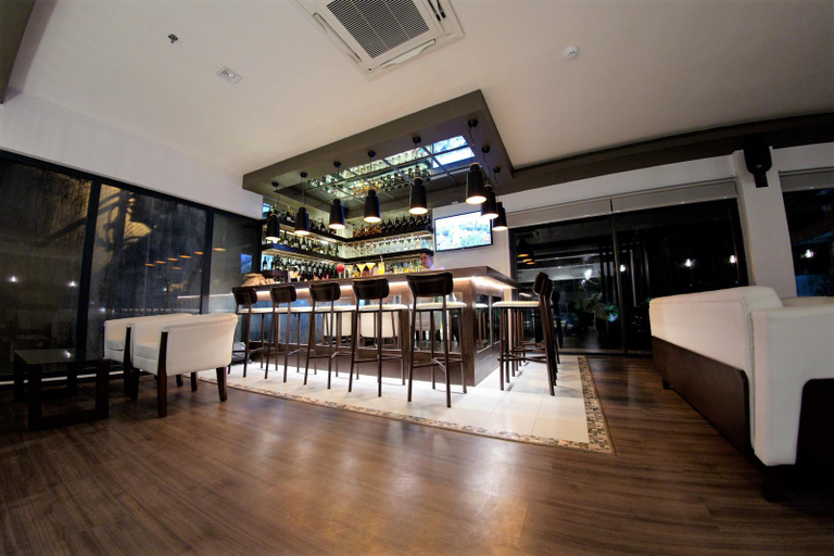 Food & Drinks 5, The Upperroom @Real Suites, Bacolod City