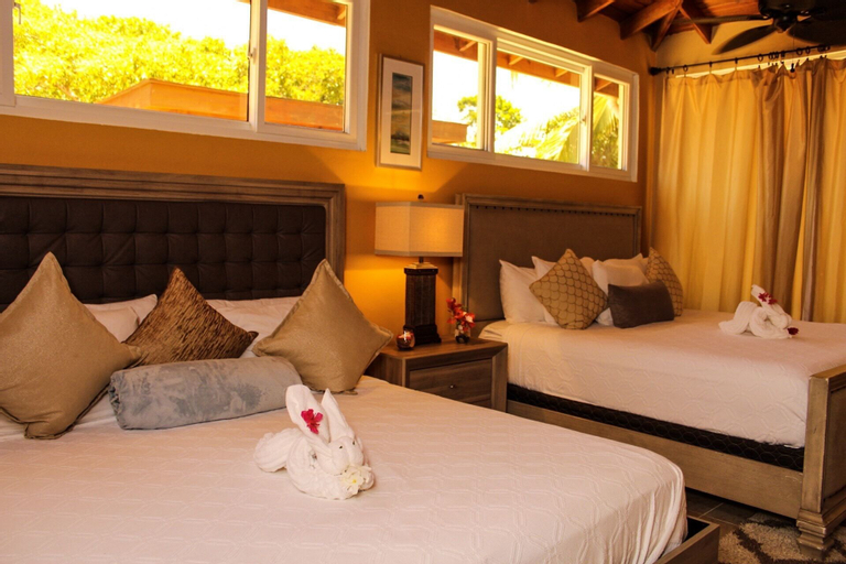 Rock Point Villas Vacation Rentals, Roatán