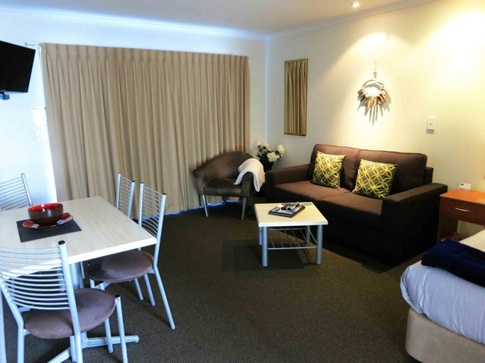 Bedroom 2, Ascot Motor Inn Taupo, Taupo
