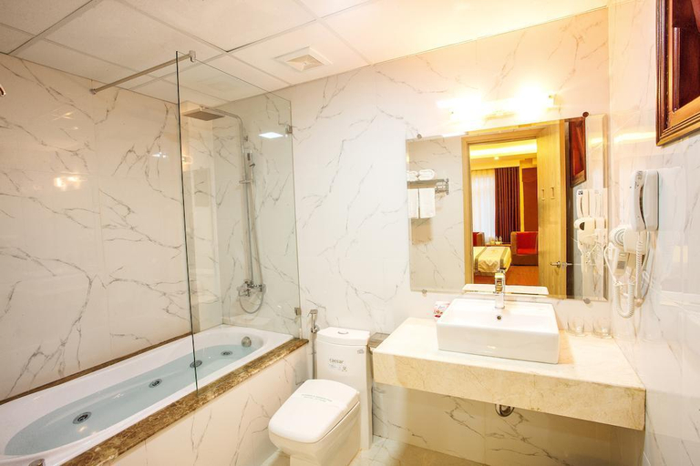 Bathroom 4, Home Cau Giay Hotel, Cầu Giấy
