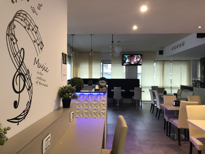 Public Area 2, Hotel Stradivari, Milano
