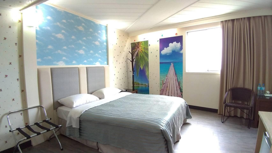 Bedroom 2, Toong Mao Kao Shang Ching Hotel, Pingtung