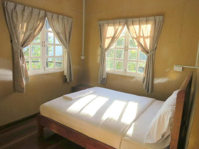 Bedroom 3, Mile 36 Lodge, Ranau