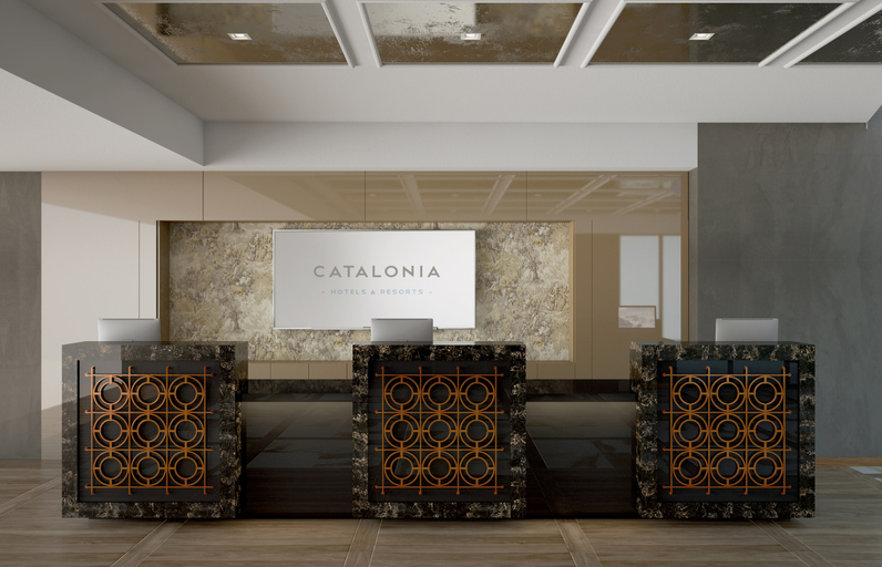 Public Area 4, Catalonia Donosti, Guipúzcoa