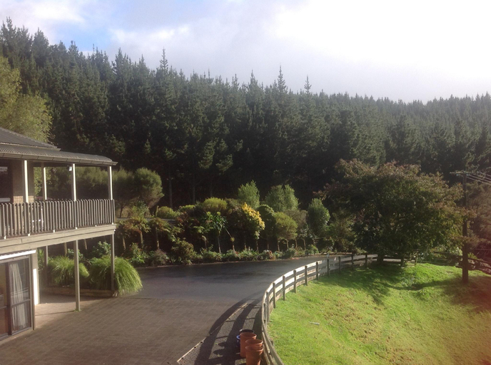 Exterior & Views 2, Karamu Valley Lodge, Waipa