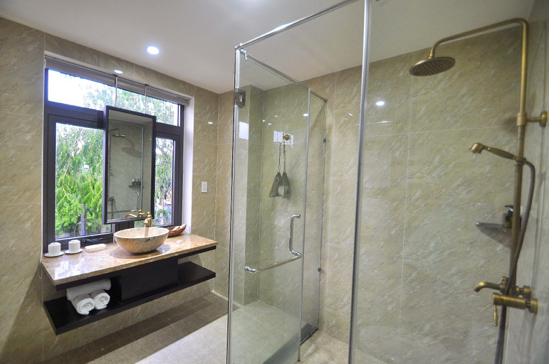 Bathroom 5, The Quin Riverside Villa, Da Nang