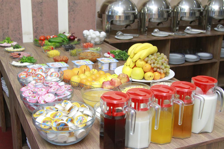 Food & Drinks 5, Meridian Termez, Termiz