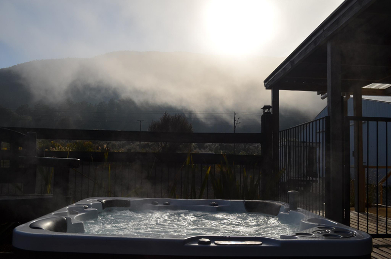 Sport & Beauty 2, Tongariro Springs Boutique Suites, Ruapehu