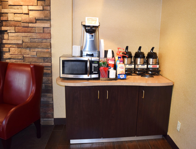 Public Area, Red Roof Inn PLUS+ Pittsburgh East - Monroeville, Allegheny