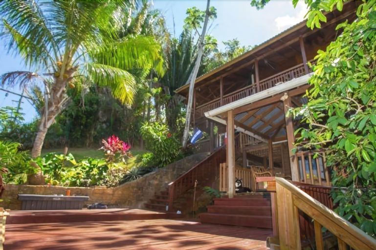 Jungle Reef Inn, Roatán