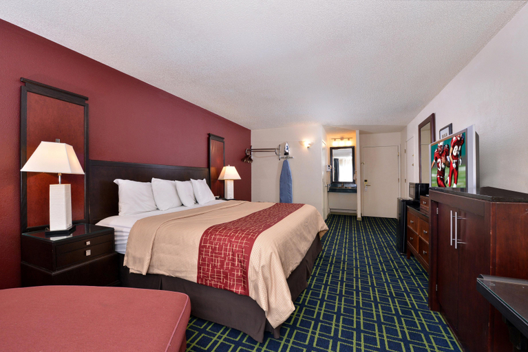 Bedroom 3, Hotel Arcata, Humboldt