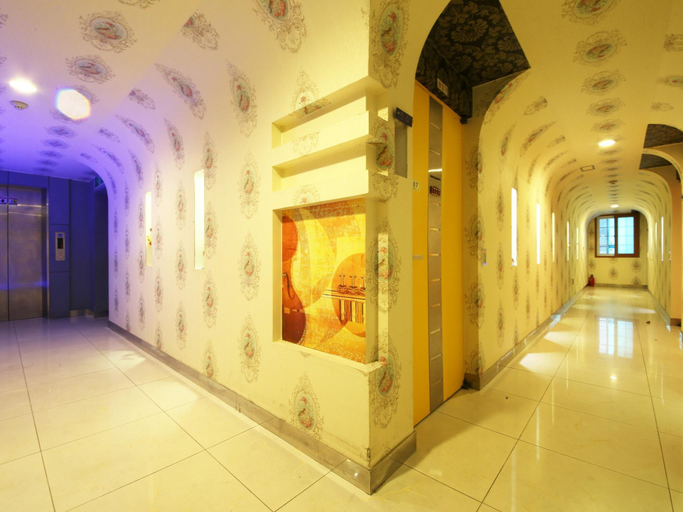 Public Area 3, Sense Motel, Sasang