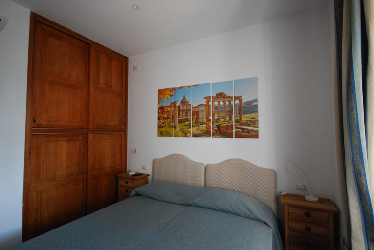 Bedroom 2, L'Oasi al Pigneto, Rome