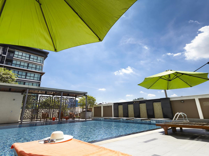 Sport & Beauty 5, The Plim Place 2, Chatuchak