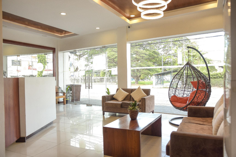 Public Area 2, Tiptop Tower Suite Inn, Dumaguete City