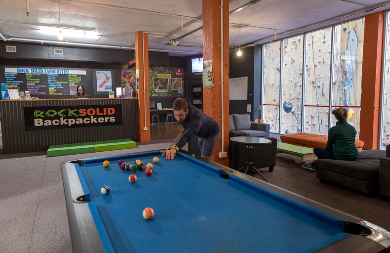 Public Area 3, Rock Solid Backpackers, Rotorua
