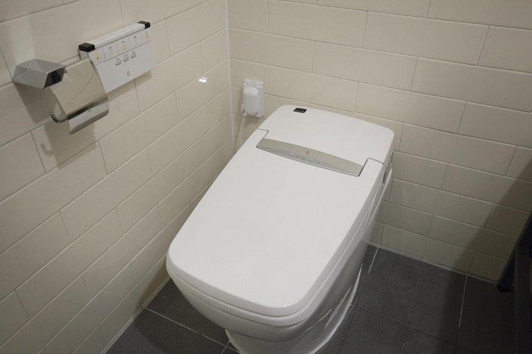 Bathroom 4, Hotel Gray Nampo, Jung