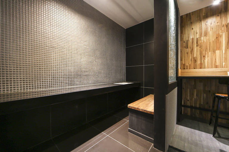 Hotel Story, Seongbuk