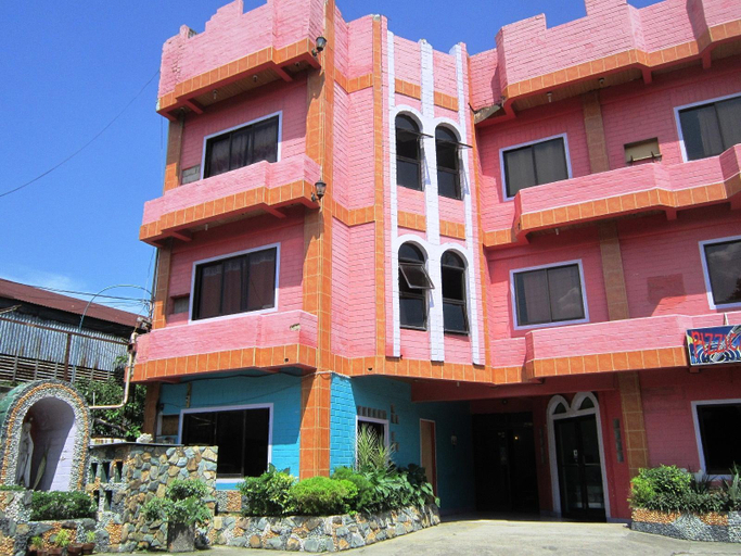 Exterior & Views, La Maria Pension & Tourist Inn Hotel, Mandaue City