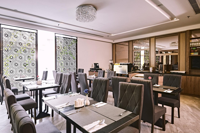 Food & Drinks 4, Meritin Hotel, Kuching
