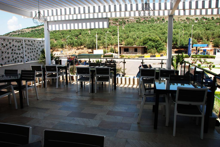 Food & Drinks 5, Hotel Mare, Sarandës