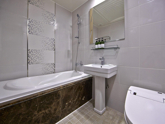 Bathroom 4, Busan Beach Hotel Busan Songdo, Seo