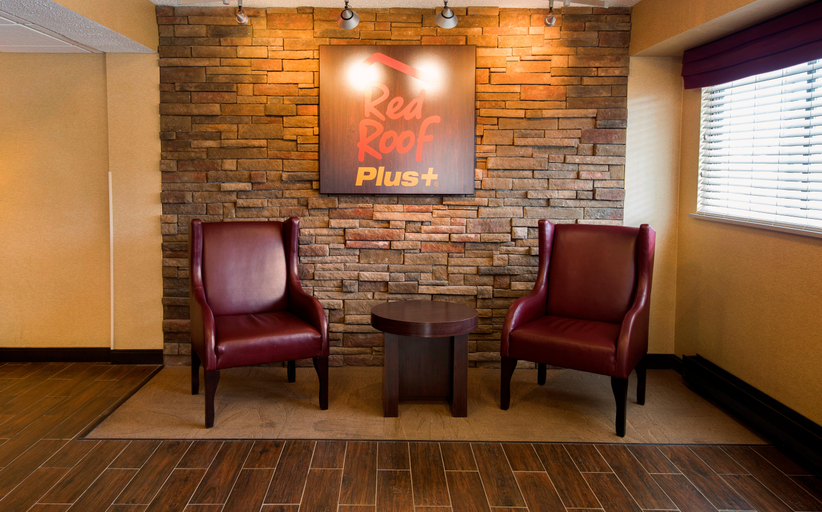 Public Area 4, Red Roof Inn PLUS+ Chicago - Naperville, Dupage