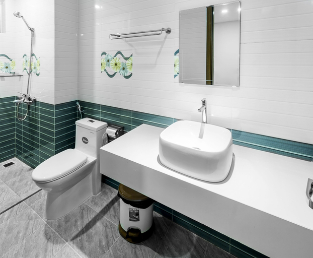 Bathroom, Dominika Apartment & Hotel, Da Nang