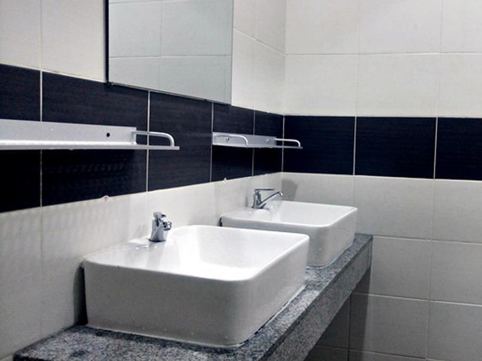 Bathroom, Sim Citystay, Pulau Penang
