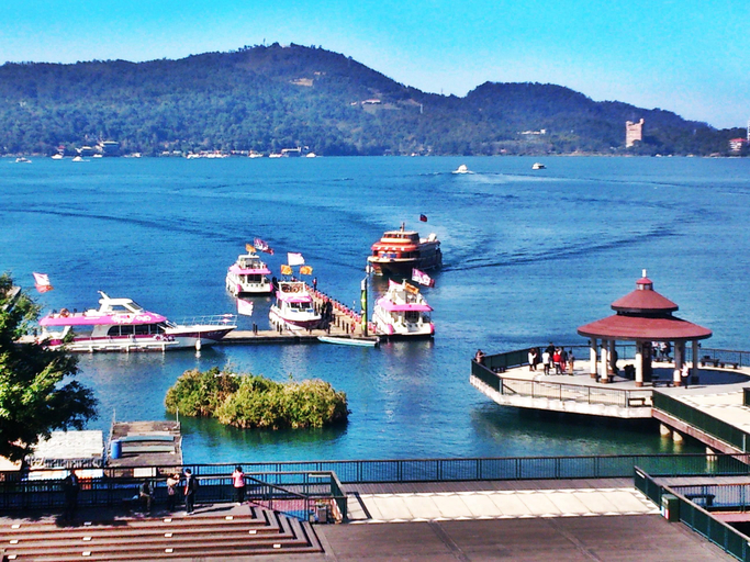 Exterior & Views 1, Sun Mon Lake Easy Hostel, Nantou