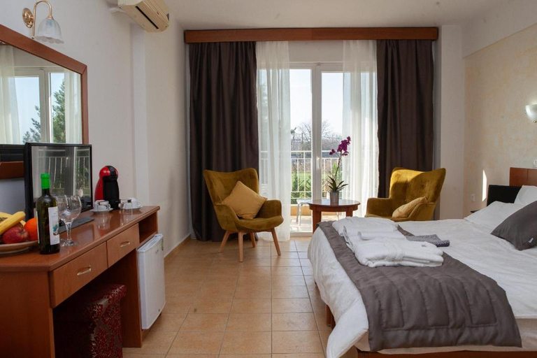 Bedroom 3, City Gate Hotel, Central Macedonia